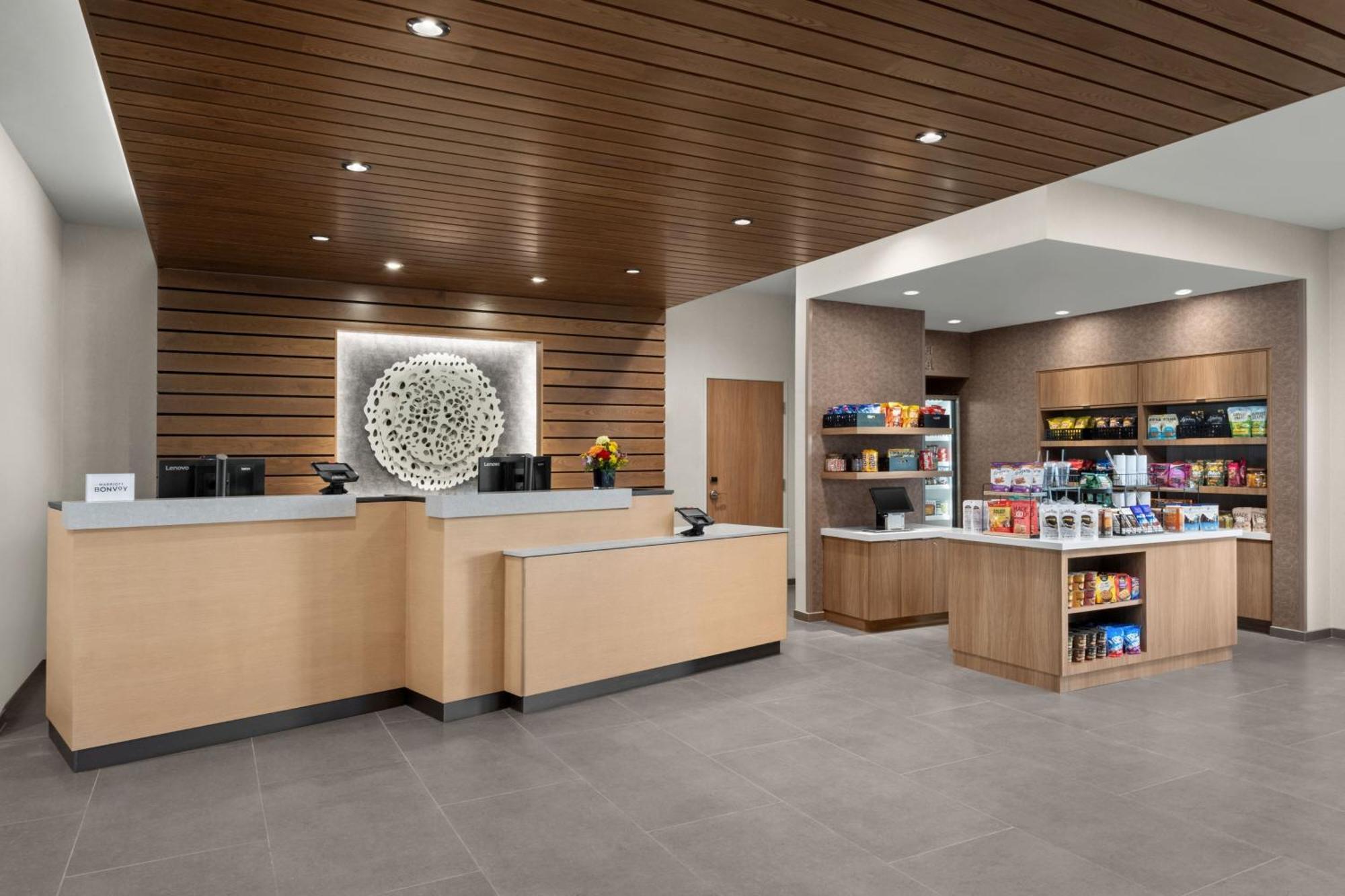 Fairfield By Marriott Inn & Suites Victorville Exterior photo