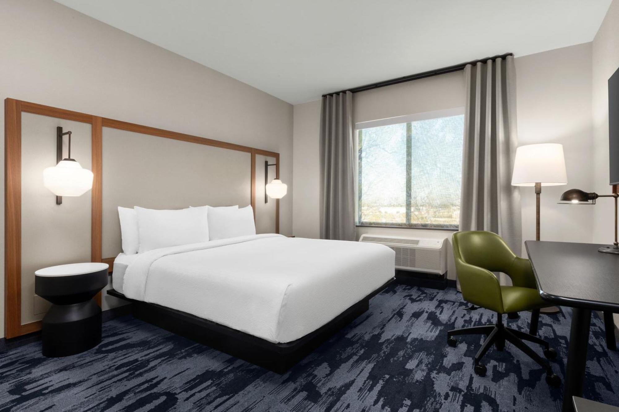 Fairfield By Marriott Inn & Suites Victorville Exterior photo
